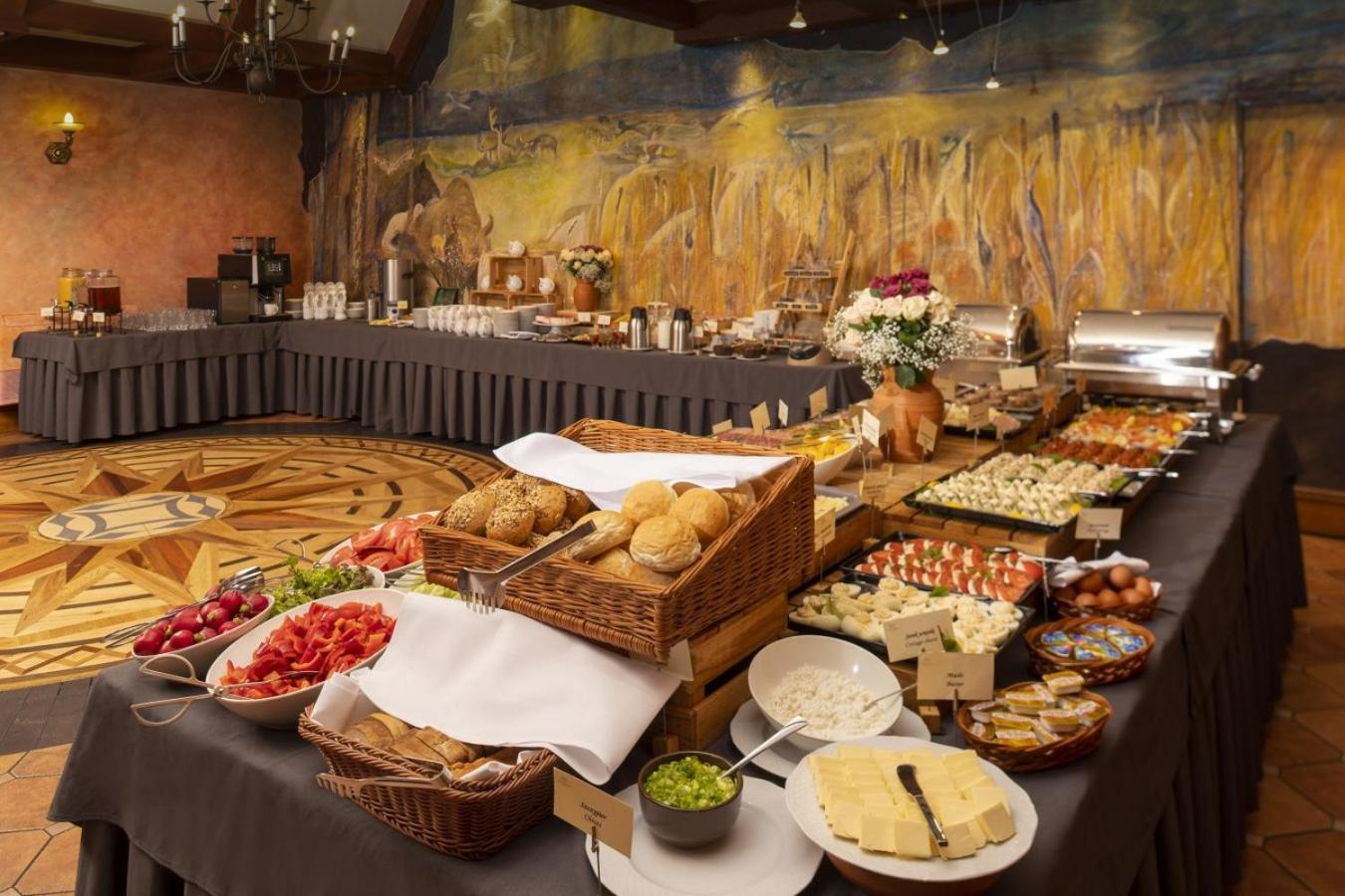 Hotel Zubrowka Spa & Wellness Białowieża Kültér fotó