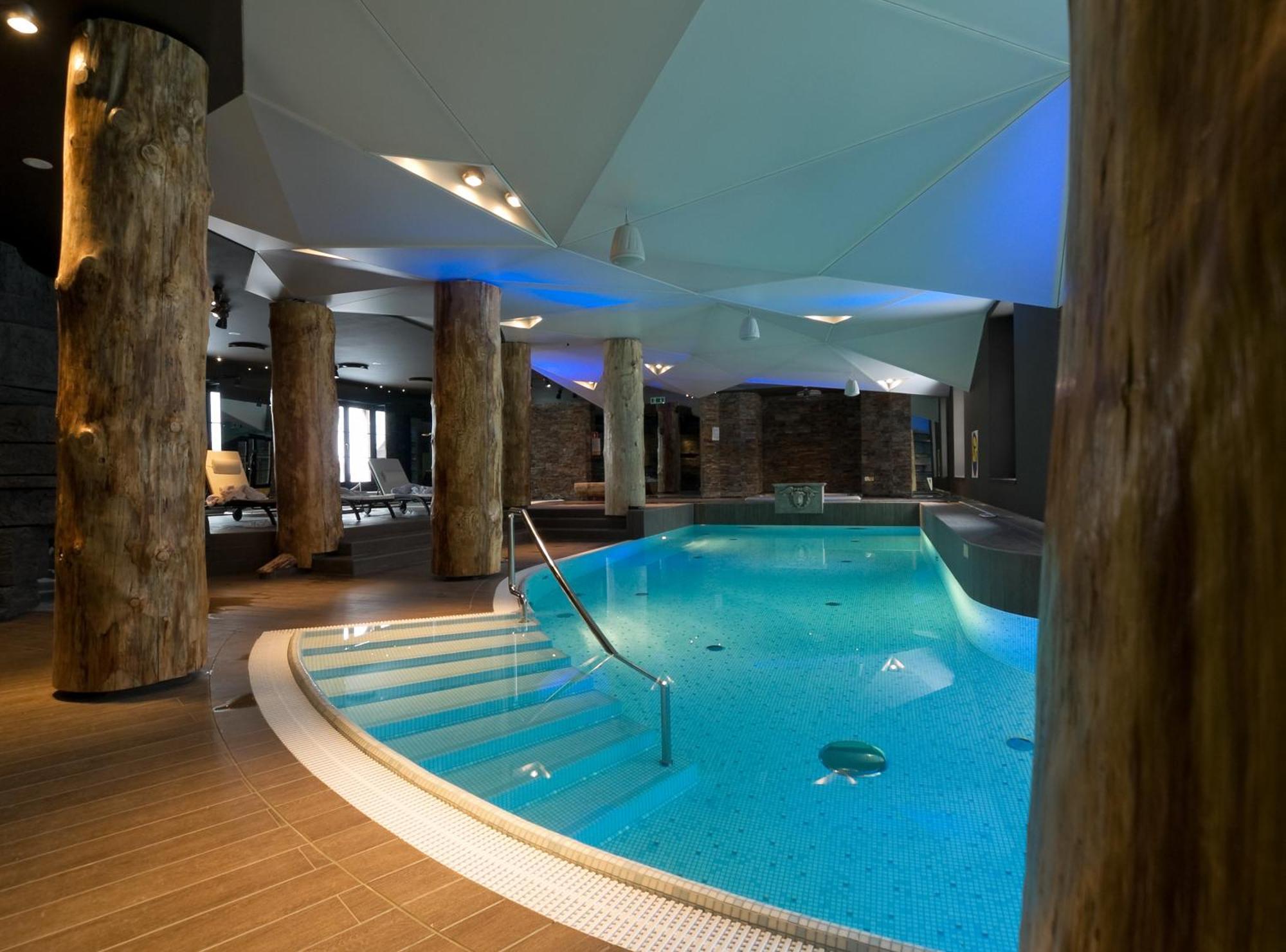 Hotel Zubrowka Spa & Wellness Białowieża Kültér fotó