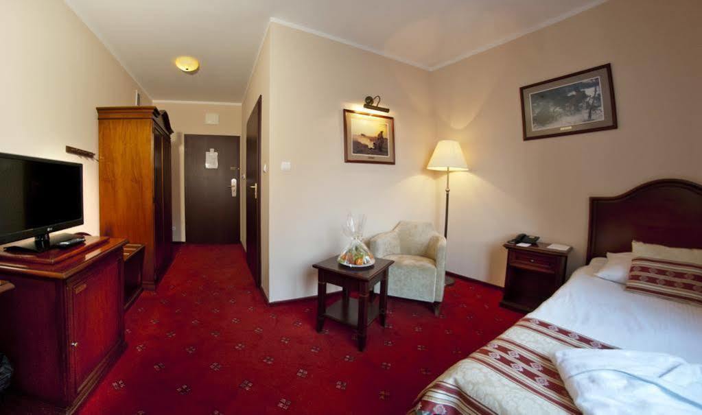 Hotel Zubrowka Spa & Wellness Białowieża Kültér fotó