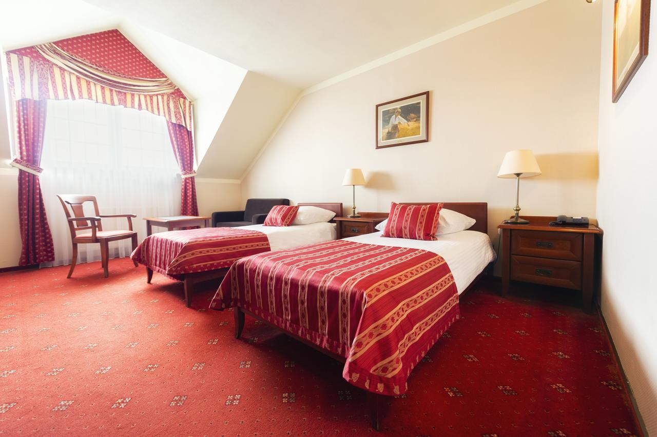 Hotel Zubrowka Spa & Wellness Białowieża Kültér fotó